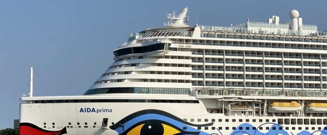AIDAprima in Kiel