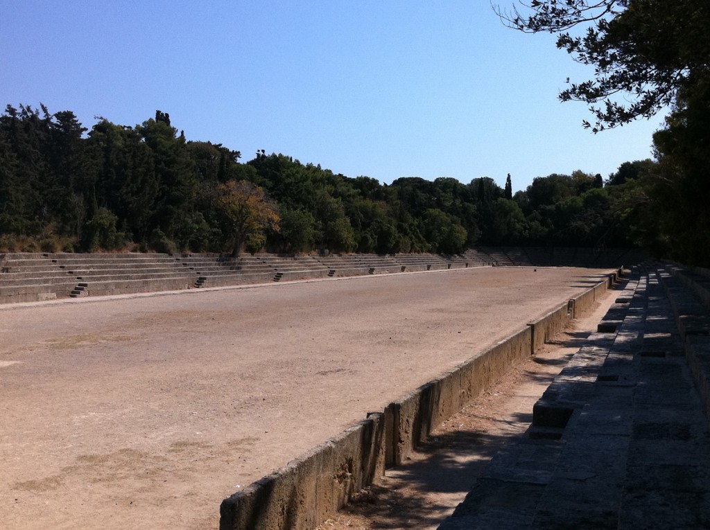 Antikes Stadion nahe der Akropolis von Rhodos