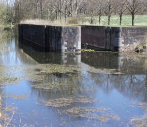 Alter Eiderkanal an der Rathmannsdorfer Schleuse