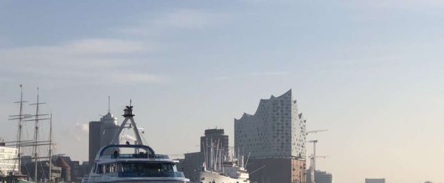Hamburg Elbphilharmonie & Elbe