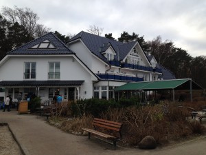 Hotel & Restaurant Wilhelmshöhe - Außenansicht von der Terrasse
