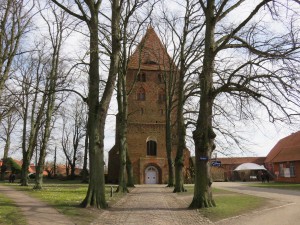 Kloster Rehna Kirchplatz