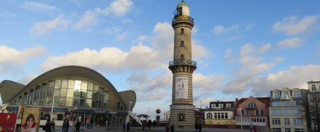 Teepott am Leuchtturm Warnemünde