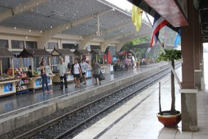 Bahnsteig in Lop Buri