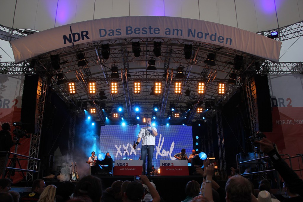 Lotto King Karl auf der Kieler Woche 2014 am 28.06.2014 auf der NDR-Bühne am Ostseekai