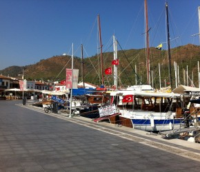 Marmaris Promenade am Yachthafen