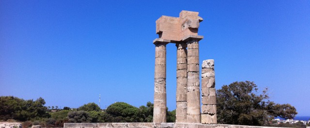 Reste des Apollon-Tempels auf dem Berg Monte Smith auf der griechischen Insel Rhodos
