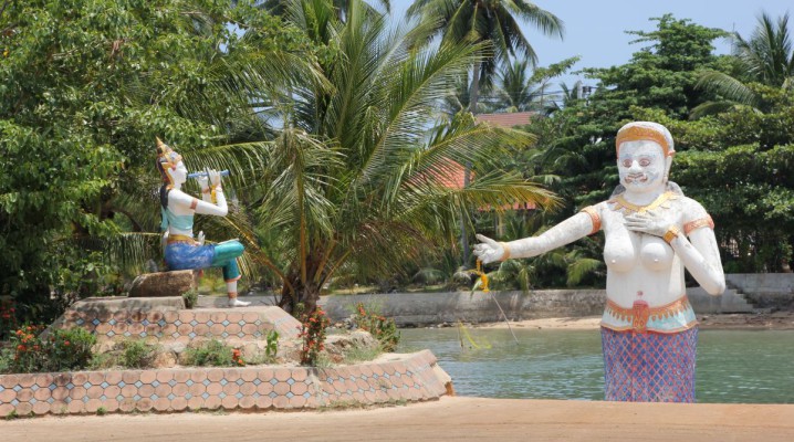 Phra Aphani Mani Statue Koh Samui