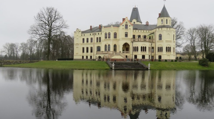 Schloss Lützow in Mecklenburg-Vorpommern