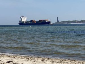 Sonderborg Containerschiff in der Kieler Förde