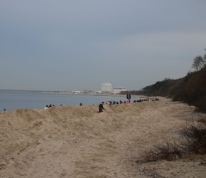 Sandaufschüttungen am Ostseestrand Diedrichshagen