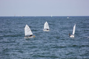 Boote in der Ostsee vor Warnemünde